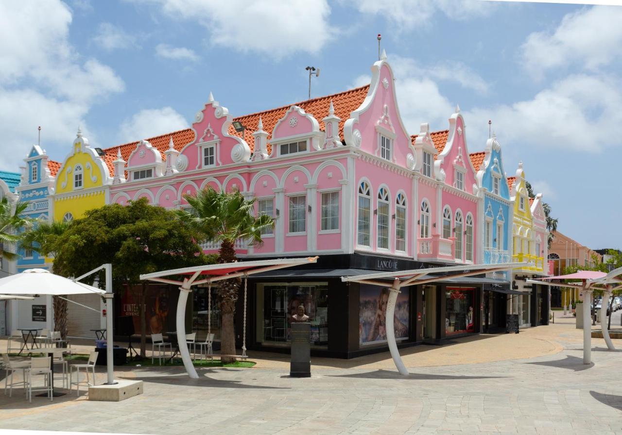 Oranjestad City Suites Extérieur photo