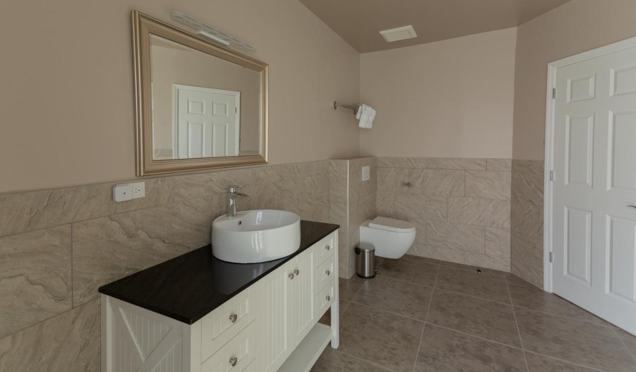 Oranjestad City Suites Extérieur photo
